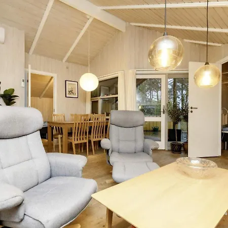 6 Person In Idestrup-by Traum