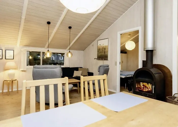 6 Person In Idestrup-by Traum * Bøtø By